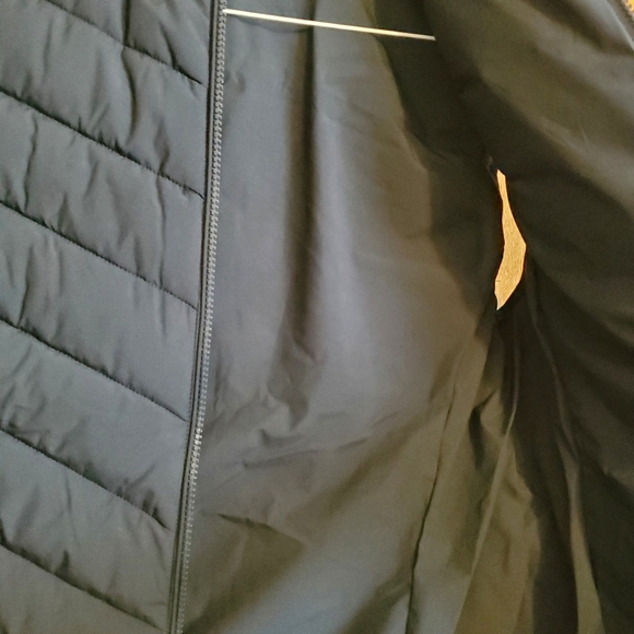 Lauren Ralph Lauren NWT. CHEVRON HOODED PUFF NAVY STRETCH VEST. SMALL - Picture 7 of 10